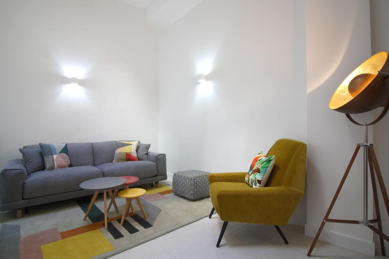 Apartments Paris Centre - At Home Hotel Екстериор снимка